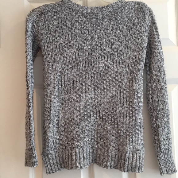 Aeropostale Gray Cable Sweater — XS - Picture 5 of 7